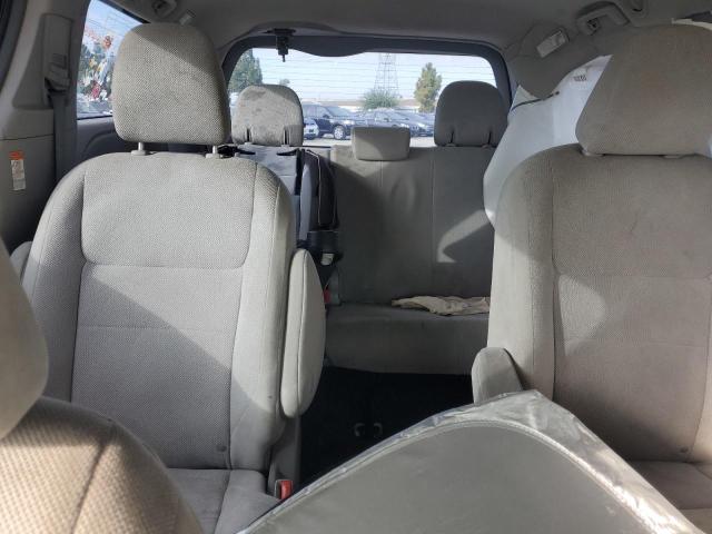 Photo 10 from auction – 2017 TOYOTA SIENNA with VIN 5TDZZ3DC2HS832404