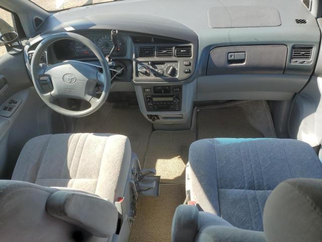 Photo 8 from auction – 2000 TOYOTA SIENNA LE with VIN 4T3ZF13C1YU180159