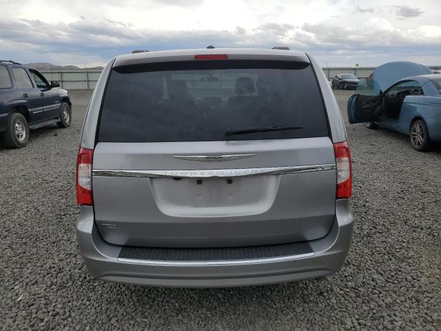 Photo 6 from auction – 2015 CHRYSLER TOWN & COU with VIN 2C4RC1BG4FR752328