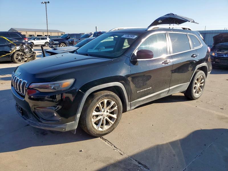 JEEP CHEROKEE L 2019 with VIN 1C4PJLCB1KD203677 - Photo from auction