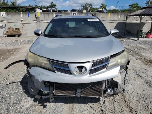 Photo 5 from auction – 2014 TOYOTA RAV4 XLE with VIN JTMWFREVXEJ019769