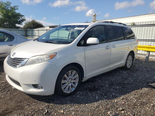 TOYOTA SIENNA XLE 2011 with VIN 5TDDK3DC8BS028811 - Photo from auction