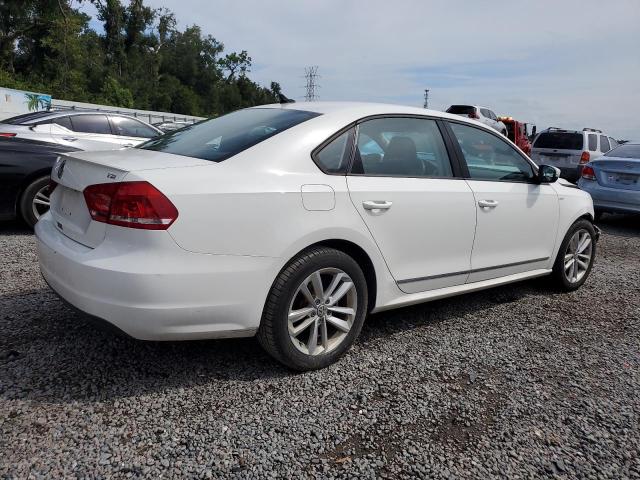 Photo 3 from auction – 2015 VOLKSWAGEN PASSAT S with VIN 1VWAS7A30FC006417