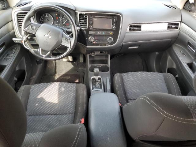 Photo 8 from auction – 2016 MITSUBISHI OUTLANDER with VIN JA4AZ3A35GZ065625