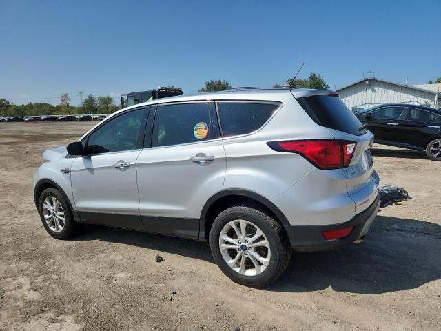 Photo 2 from auction – 2019 FORD ESCAPE SE with VIN 1FMCU9GD9KUA37635