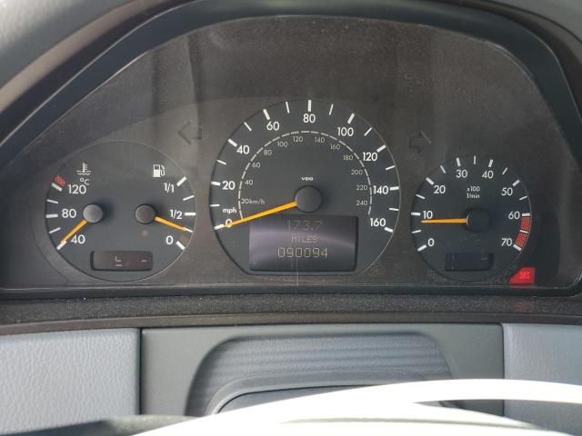 Photo 9 from auction – 2001 MERCEDES-BENZ E 320 with VIN WDBJH65J41B194621