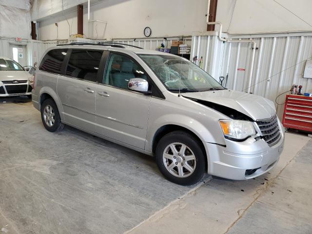 Photo 4 from auction – 2010 CHRYSLER TOWN & COU with VIN 2A4RR5D10AR448849