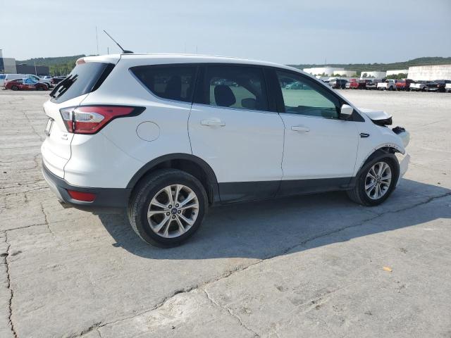 Photo 3 from auction – 2017 FORD ESCAPE SE with VIN 1FMCU0GD2HUC77095