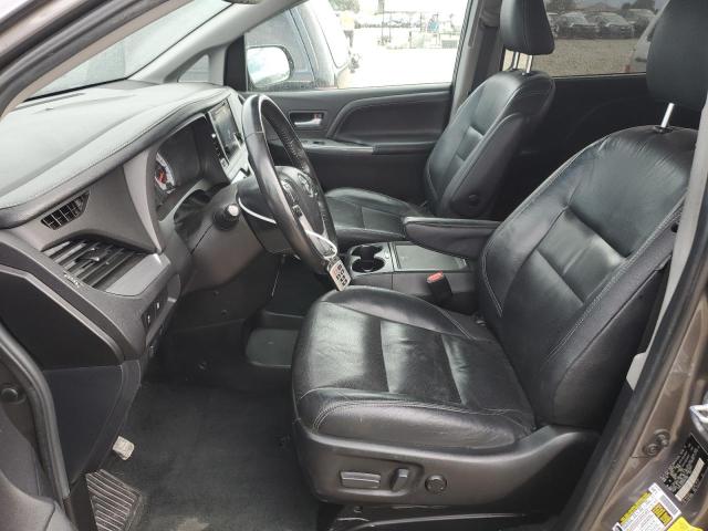 Photo 7 from auction – 2017 TOYOTA SIENNA SE with VIN 5TDXZ3DC6HS801986