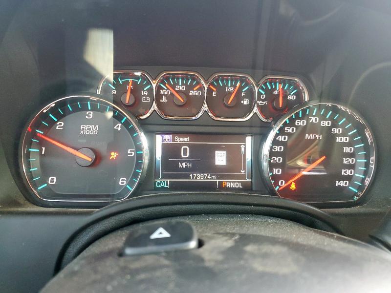 Photo 9 from auction – 2017 GMC YUKON SLT with VIN 1GKS1BKC1HR133368