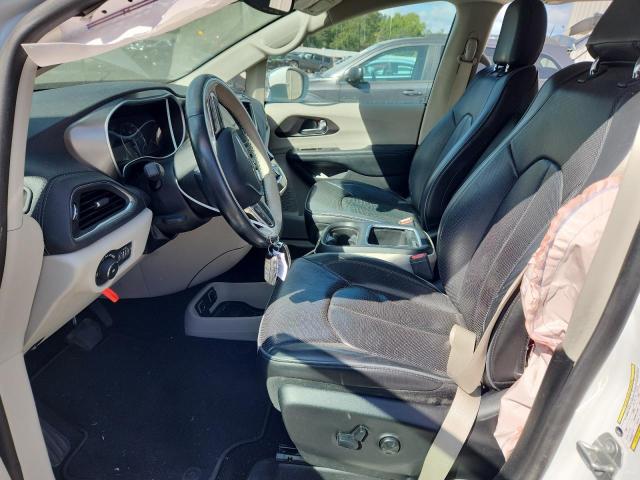 Photo 7 from auction – 2019 CHRYSLER PACIFICA L with VIN 2C4RC1GG1KR594288