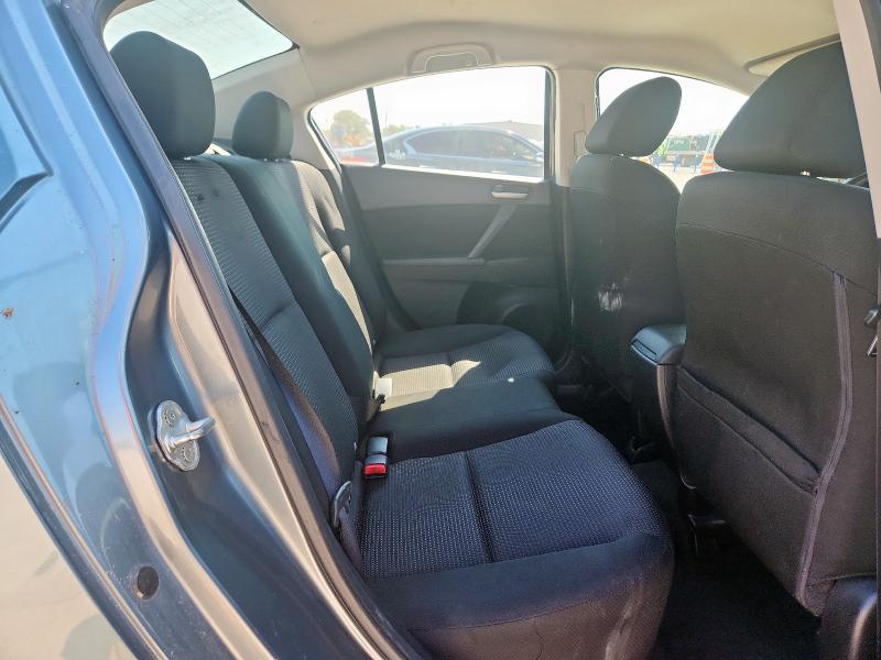 Photo 10 from auction – 2012 MAZDA 3 I with VIN JM1BL1UF0C1545957