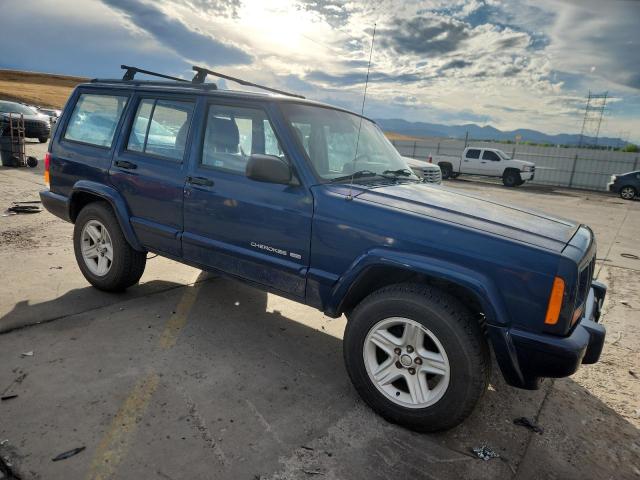 Photo 4 from auction – 2001 JEEP CHEROKEE C with VIN 1J4FF58S41L568418