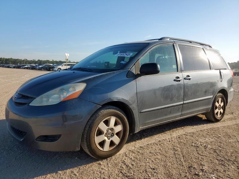 TOYOTA SIENNA CE 2010 with VIN 5TDKK4CC2AS317812 - Photo from auction