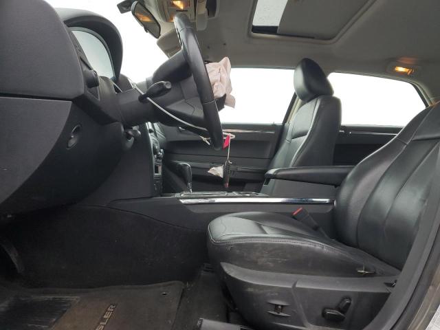 Photo 7 from auction – 2010 CHRYSLER 300 TOURIN with VIN 2C3CA5CV9AH117558