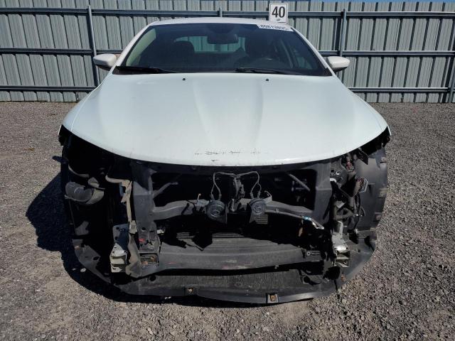 Photo 5 from auction – 2015 CHRYSLER 200 LIMITE with VIN 1C3CCCAB5FN513119