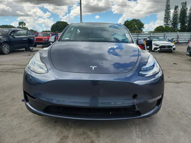 Photo 5 from auction – 2021 TESLA MODEL Y with VIN 5YJYGAEE0MF302811