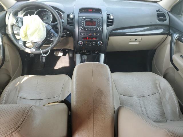 Photo 8 from auction – 2011 KIA SORENTO EX with VIN 5XYKU4A21BG010571
