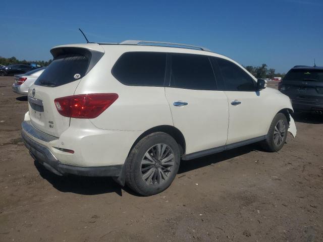 Photo 3 from auction – 2017 NISSAN PATHFINDER with VIN 5N1DR2MM9HC679675