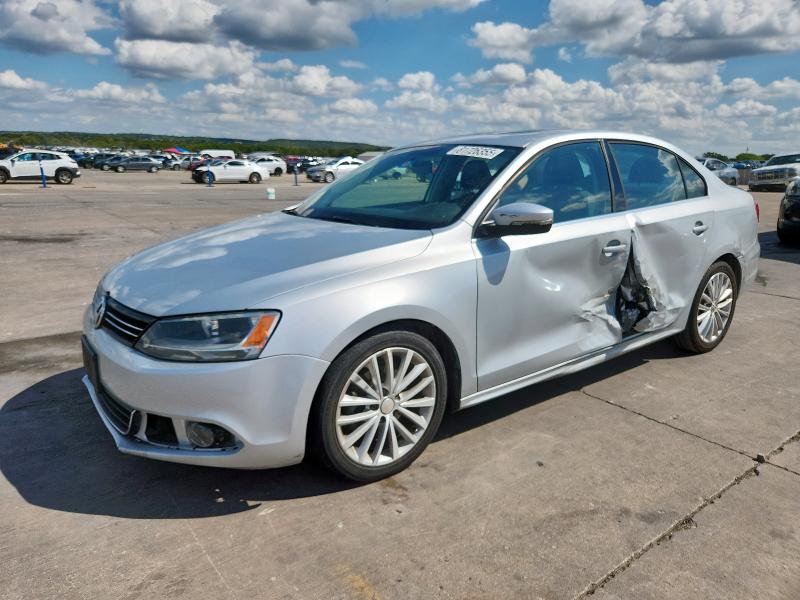 VOLKSWAGEN JETTA SEL 2011 with VIN 3VWLX7AJ8BM006019 - Photo from auction
