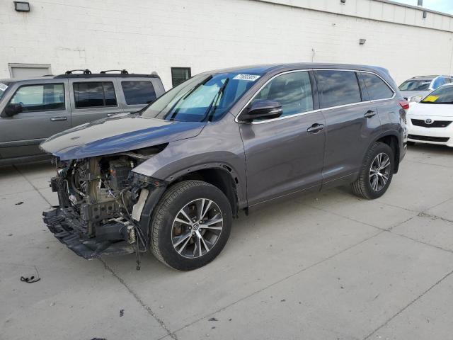 TOYOTA HIGHLANDER 2017 with VIN 5TDBZRFH7HS432464 - Photo from auction