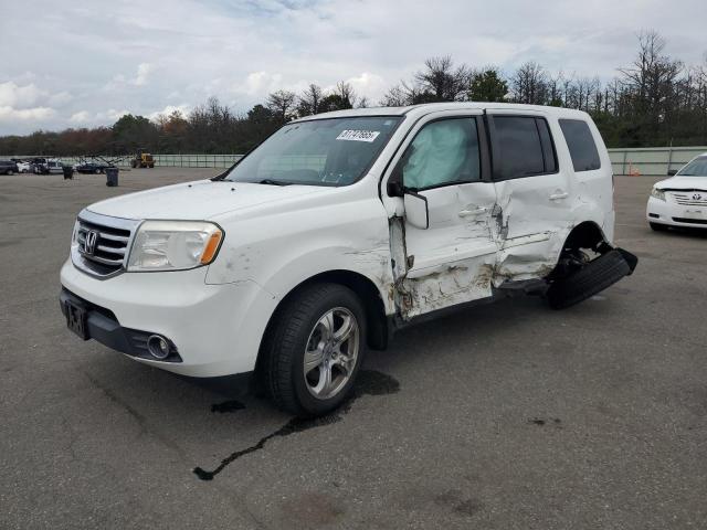 HONDA PILOT EXLN 2015 with VIN 5FNYF4H73FB069057 - Photo from auction
