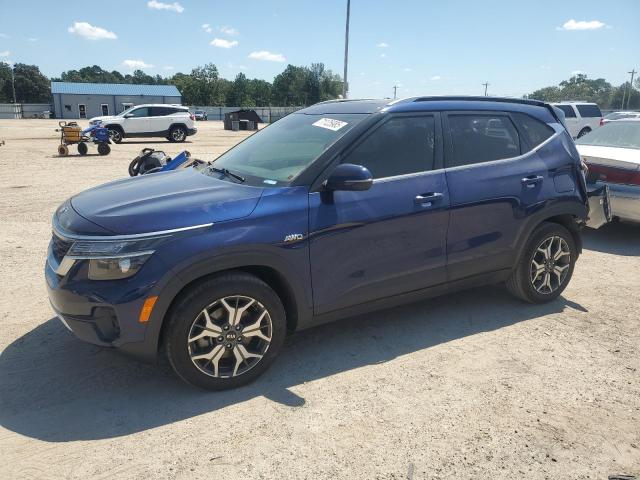 KIA SELTOS EX 2021 with VIN KNDERCAA8M7053904 - Photo from auction