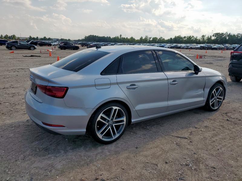 Photo 3 from auction – 2019 AUDI A3 PREMIUM with VIN WAUAUGFF1KA083882