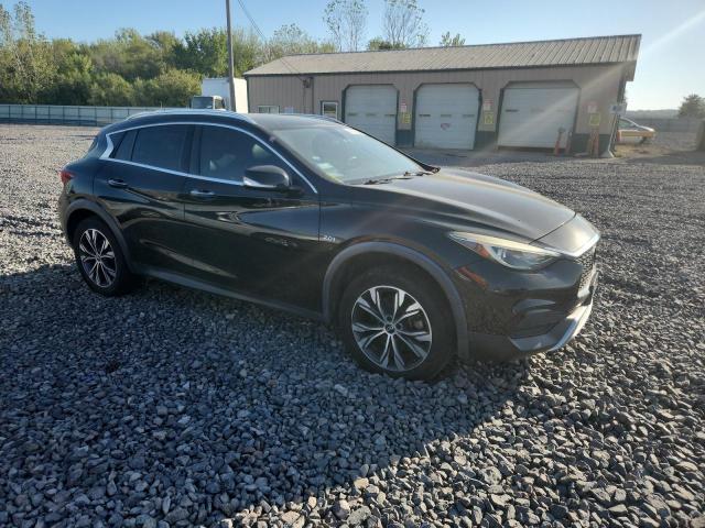 Photo 4 from auction – 2017 INFINITI QX30 BASE with VIN SJKCH5CR4HA038573