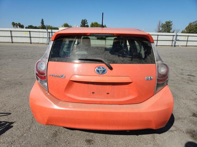 Photo 6 from auction – 2012 TOYOTA PRIUS C with VIN JTDKDTB39C1027203