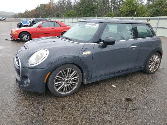 2014 MINI COOPER S