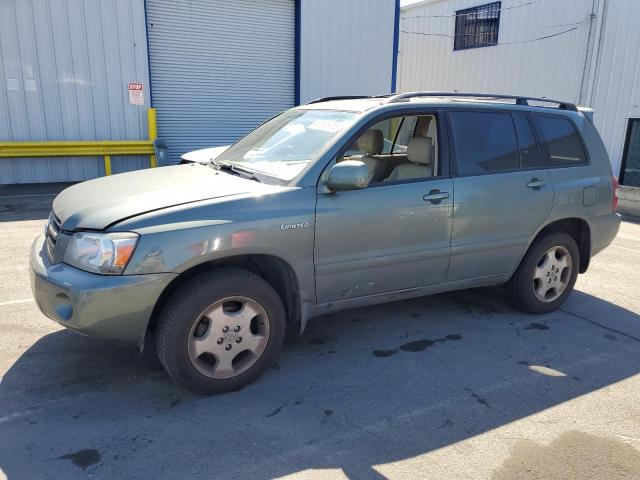 TOYOTA HIGHLANDER 2004 with VIN JTEEP21A140064277 - Photo from auction