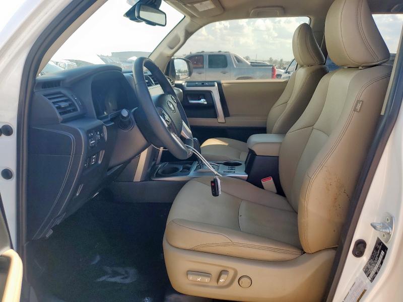 Photo 7 from auction – 2020 TOYOTA 4RUNNER SR with VIN JTEZU5JRXL5217273