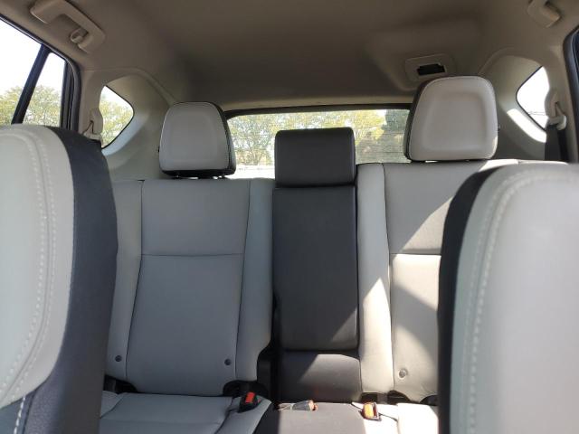 Photo 10 from auction – 2018 TOYOTA RAV4 LIMIT with VIN JTMDFREV6JJ737515