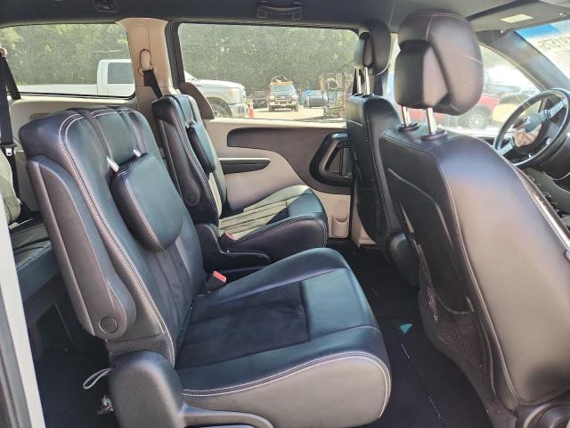 Photo 11 from auction – 2017 DODGE GRAND CARA with VIN 2C4RDGCG1HR709986