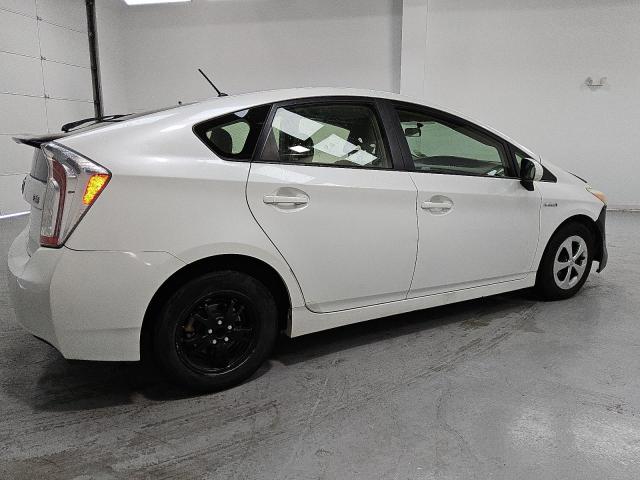 Photo 3 from auction – 2012 TOYOTA PRIUS with VIN JTDKN3DUXC5446690