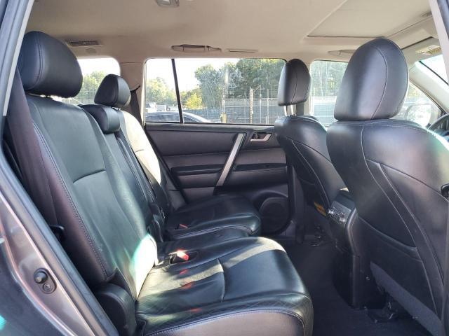 Photo 11 from auction – 2012 TOYOTA HIGHLANDER with VIN 5TDBK3EH8CS132637