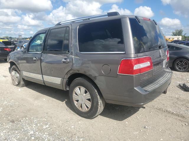 Photo 2 from auction – 2014 LINCOLN NAVIGATOR with VIN 5LMJJ2H52EEL03880