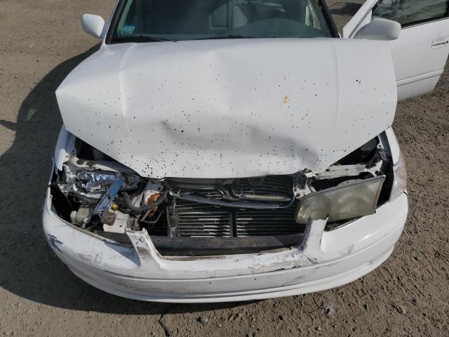 Photo 11 from auction – 2000 TOYOTA CAMRY CE with VIN 4T1BG22K3YU949461