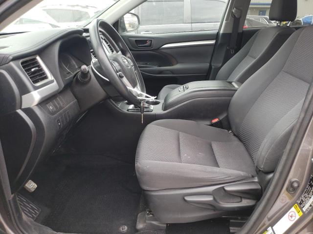 Photo 7 from auction – 2017 TOYOTA HIGHLANDER LE with VIN 5TDBZRFHXHS452840