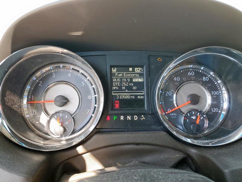 Photo 9 from auction – 2012 CHRYSLER TOWN & COU with VIN 2C4RC1BG9CR401202