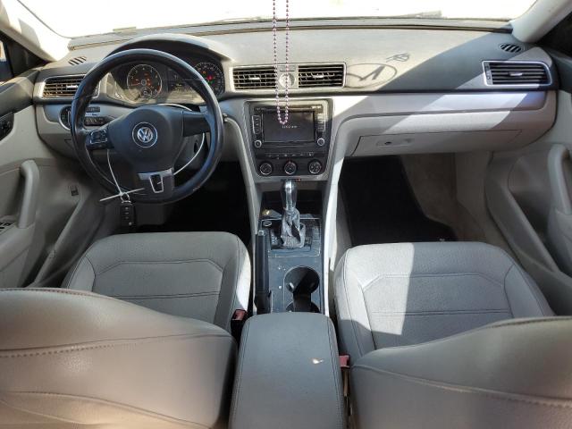 Photo 8 from auction – 2015 VOLKSWAGEN PASSAT S with VIN 1VWAT7A36FC121102
