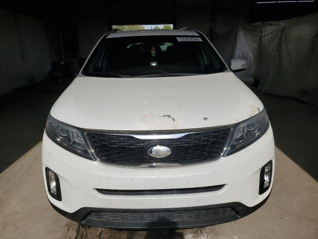 Photo 5 from auction – 2015 KIA SORENTO LX with VIN 5XYKTDA64FG555370