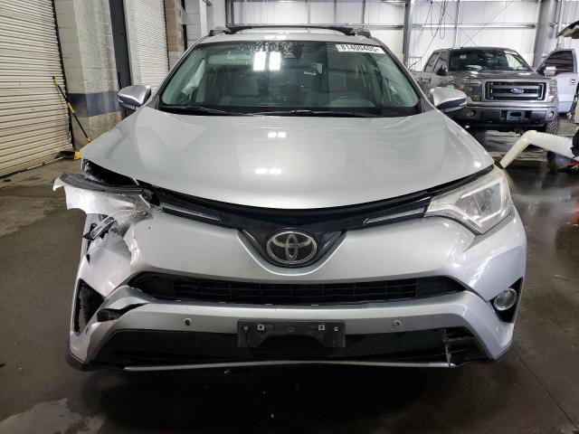Photo 5 from auction – 2017 TOYOTA RAV4 XLE with VIN 2T3RFREV1HW640921