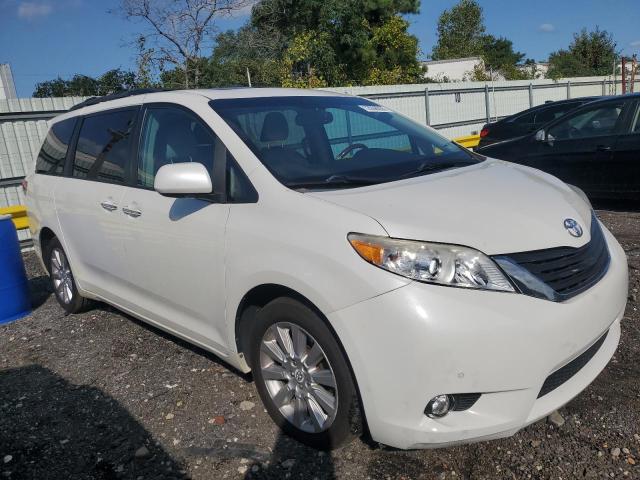 Photo 4 from auction – 2011 TOYOTA SIENNA XLE with VIN 5TDDK3DC8BS028811