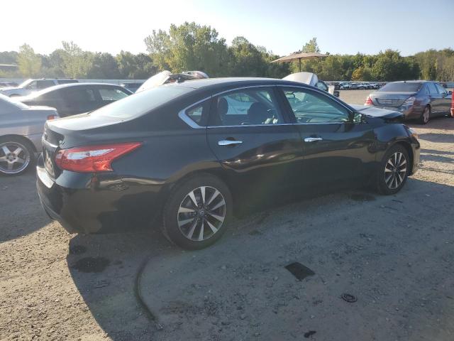 Photo 3 from auction – 2017 NISSAN ALTIMA 2.5 with VIN 1N4AL3AP1HC296204
