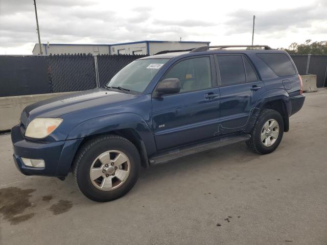 TOYOTA 4RUNNER SR 2004 with VIN JTEZU14R048010220 - Photo from auction