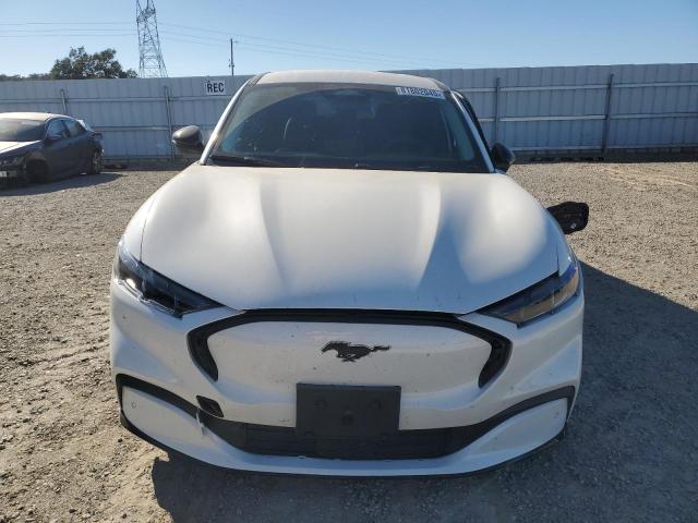 Photo 5 from auction – 2024 FORD MUSTANG MACH-E PREMIUM with VIN 3FMTK3SU7RMA32037