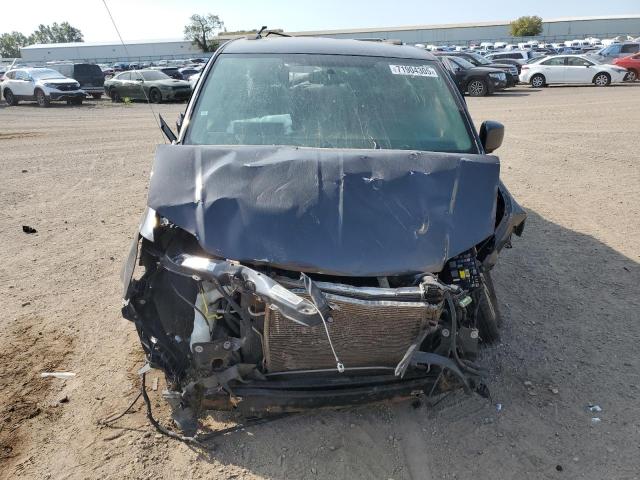 Photo 5 from auction – 2016 CHRYSLER TOWN & COU with VIN 2C4RC1BG6GR189204