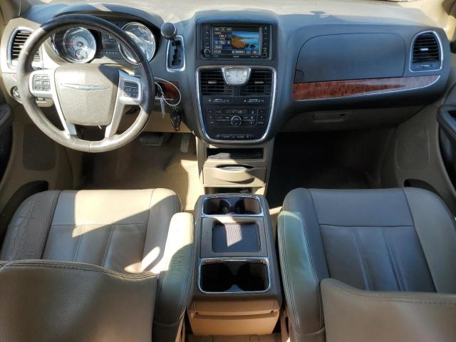 Photo 8 from auction – 2015 CHRYSLER TOWN & COU with VIN 2C4RC1BG9FR552559